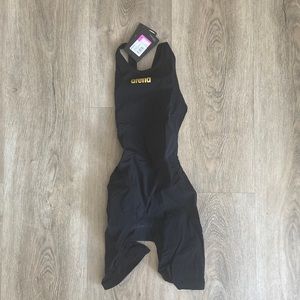 Women arena kneeskin power skin carbon size 26